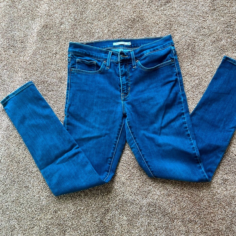 3/20$ Levi's Women's Deep Blue Skinny Jeans